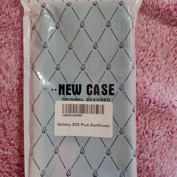 Phone case - Picture 2 of 3